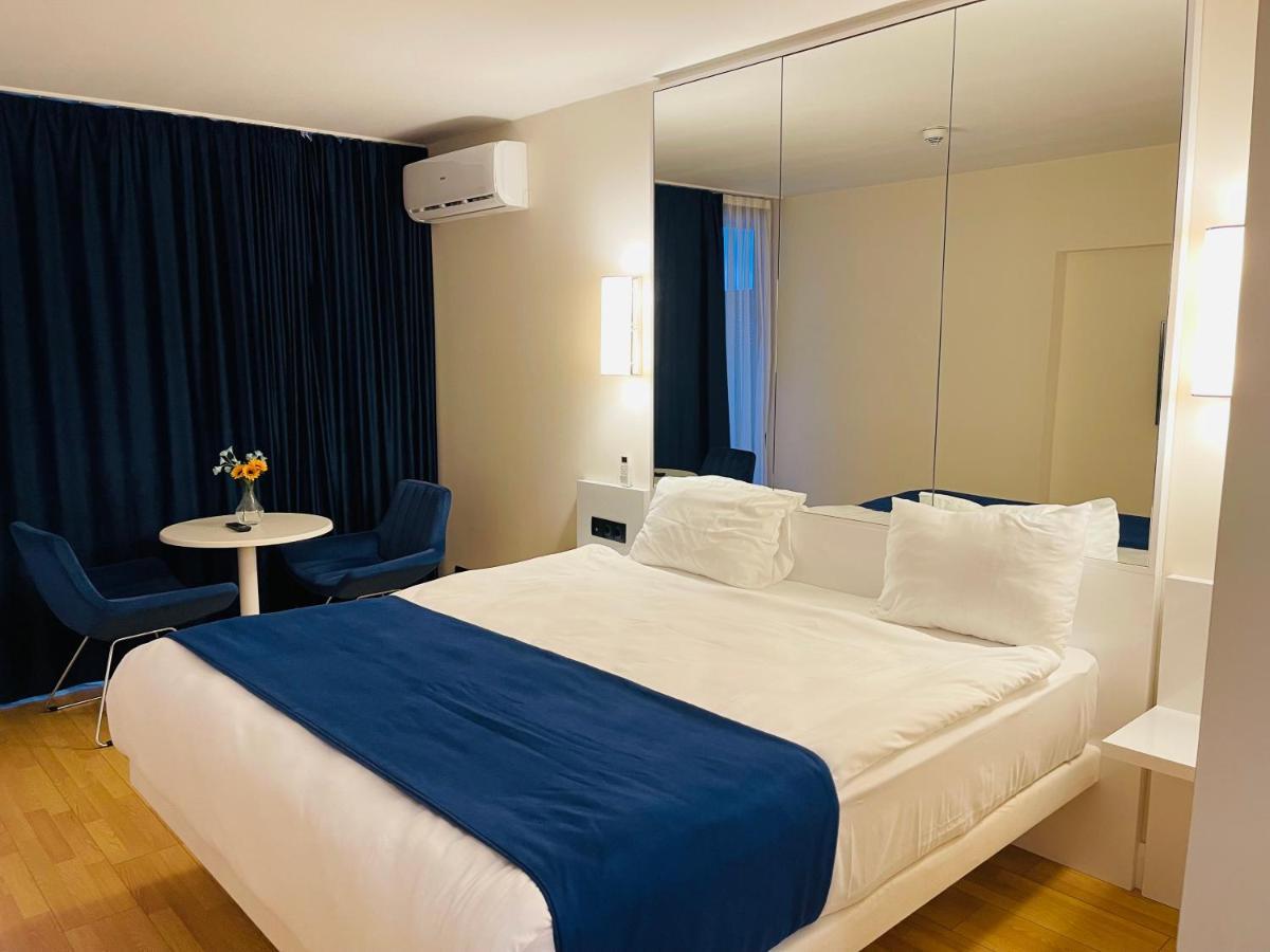 Batumi Floor40 Hotel Luaran gambar