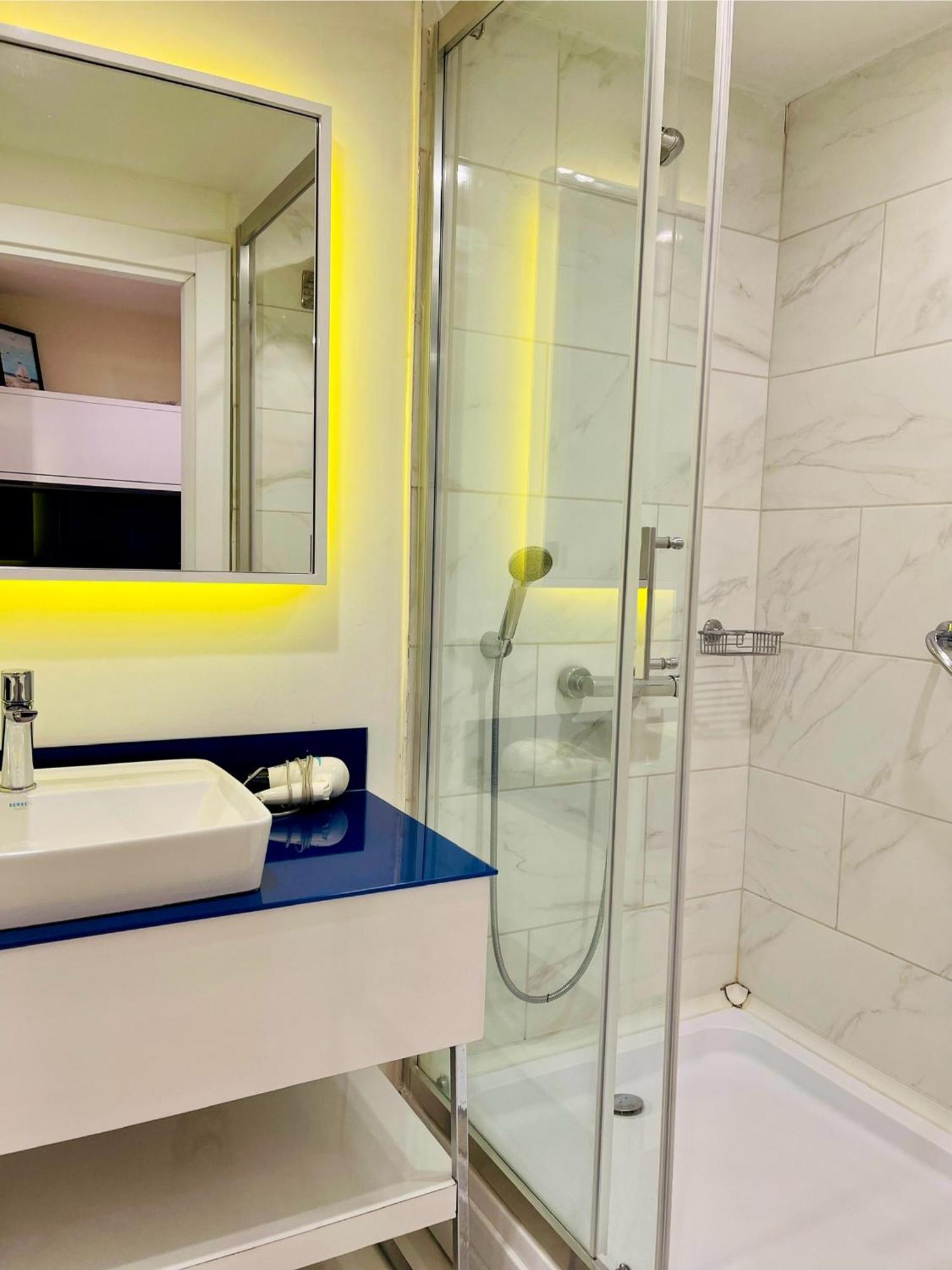 Batumi Floor40 Hotel Luaran gambar
